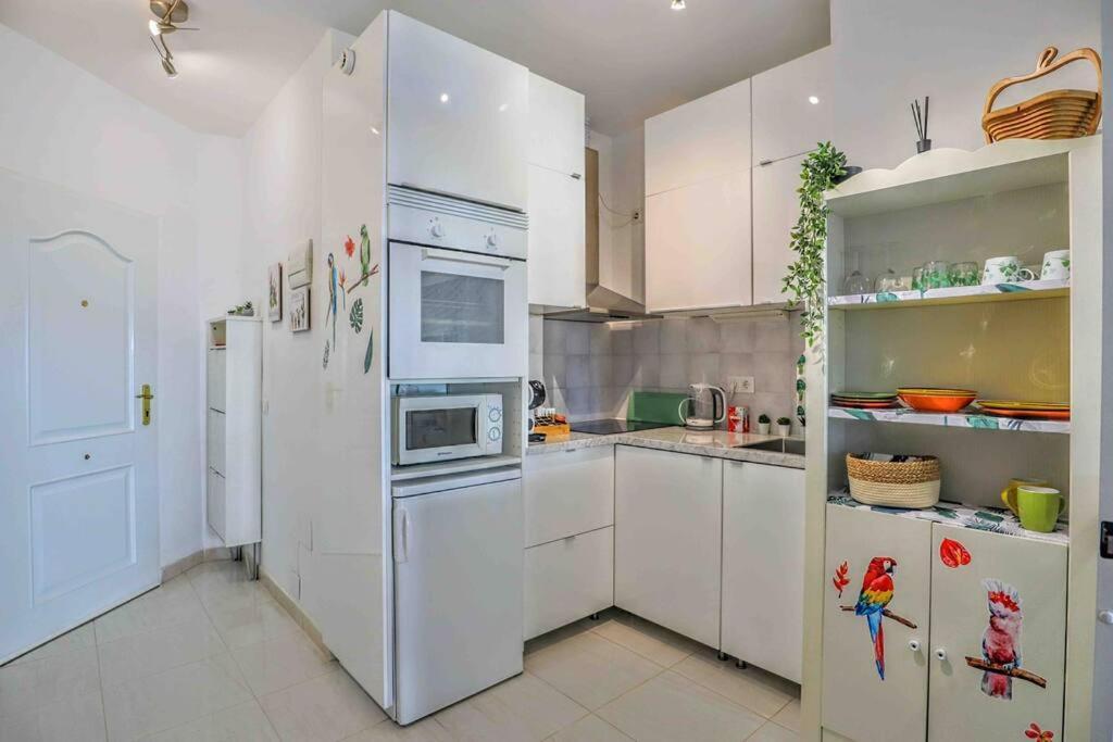 Tropical - Parking, Wifi, Ac Appartement